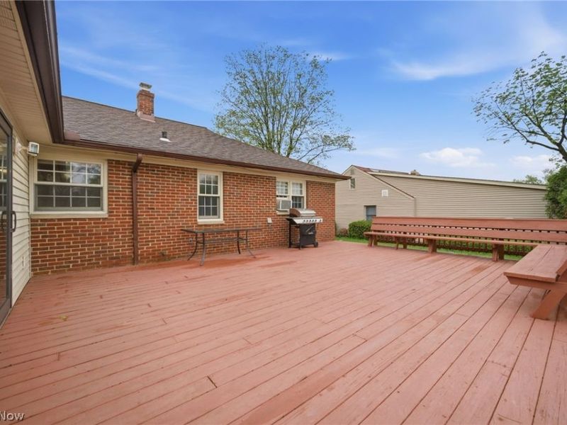 2251 Pine Ridge Drive , Wickliffe, OH 44092 Photo 10
