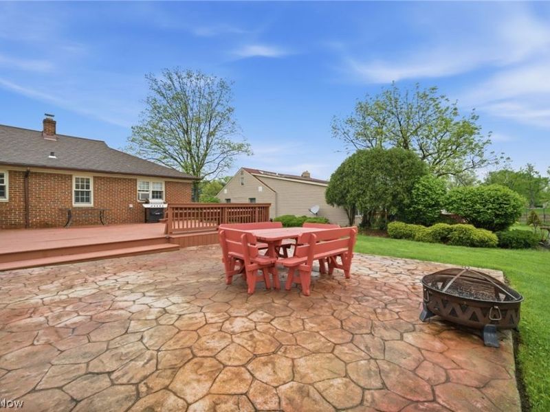 2251 Pine Ridge Drive , Wickliffe, OH 44092 Photo 11