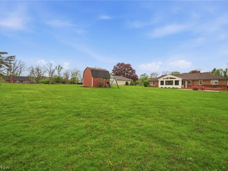 2251 Pine Ridge Drive , Wickliffe, OH 44092 Photo 33