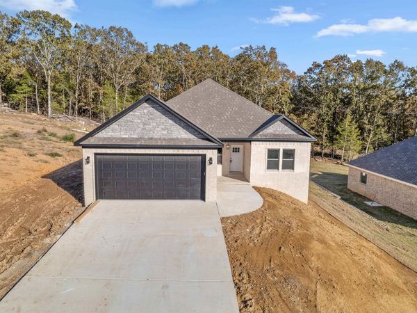 506 Madeleine Circle, Austin, AR 72007