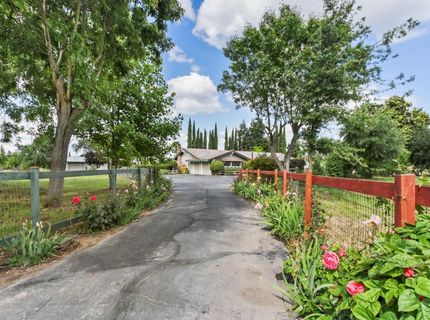 10107 Justamere Ln, Elk Grove, CA 95624 Photo
