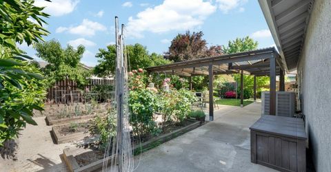1122 Yolanda Dr, Yuba City, CA 95993 Photo