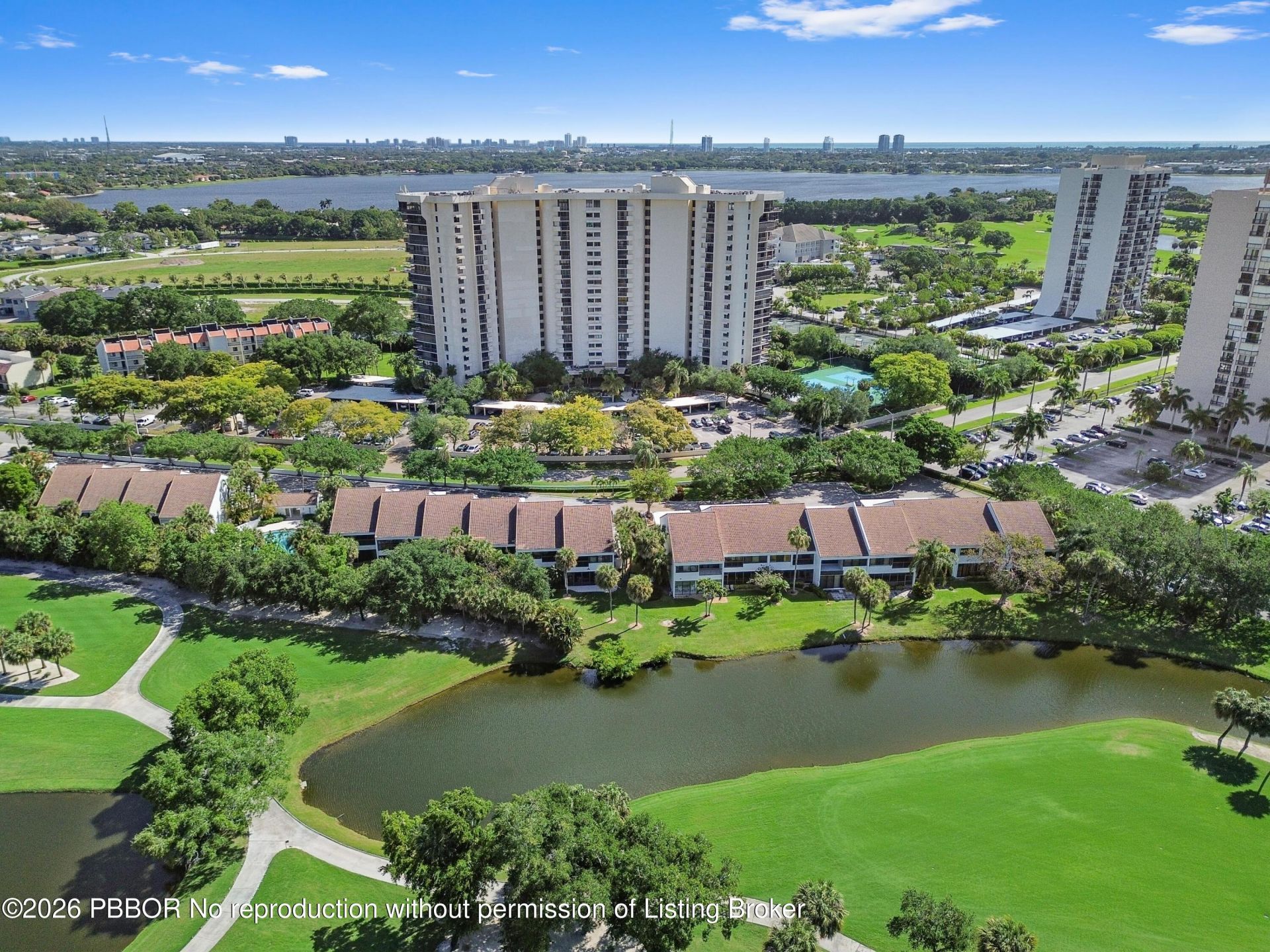 2435 Presidential Way, Unit H, West Palm Beach, FL 33401 Photo