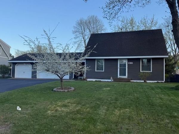 912 Woody Lane NW, Coon Rapids, MN 55448