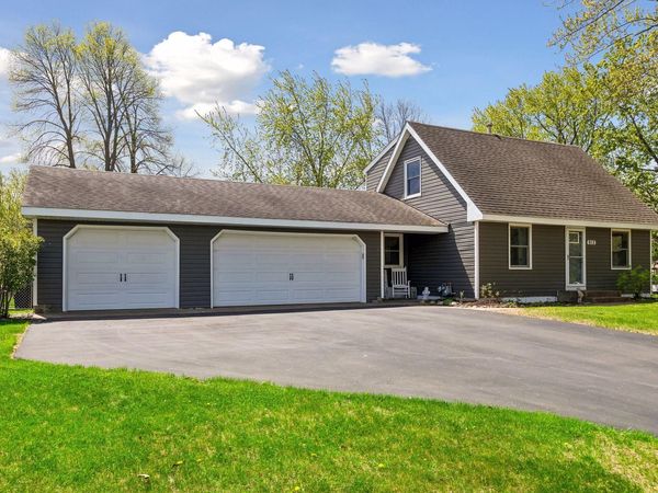 912 Woody Lane NW, Coon Rapids, MN 55448