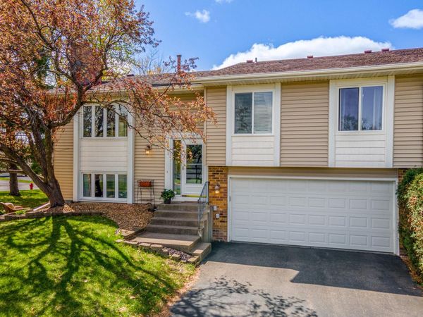 10941 105th Avenue N, Maple Grove, MN 55369