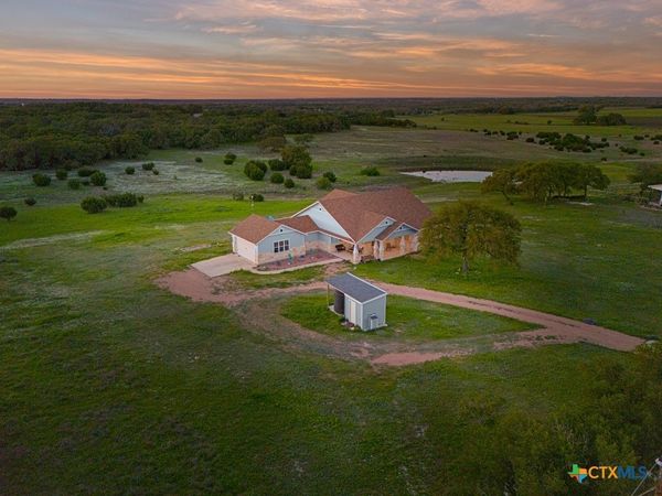 160 Red Stag Court , Lampasas, TX 76550