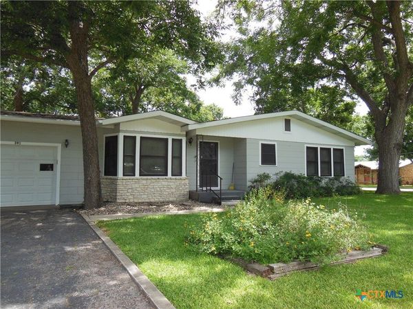 391 Oakcrest , New Braunfels, TX 78130