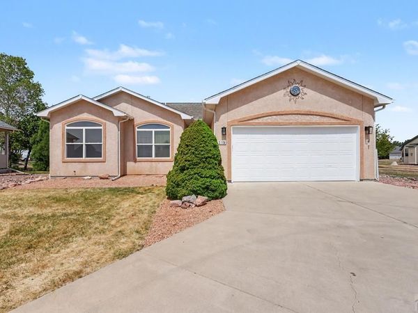 219 E Linden Ave, Pueblo West, CO 81007
