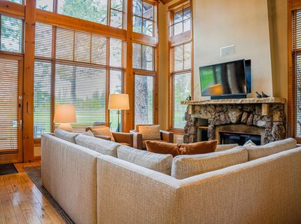 12445 Lookout Loop, Truckee, CA 96161 Photo