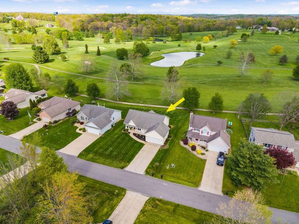 868 Fairway Drive , Howard, OH 43028