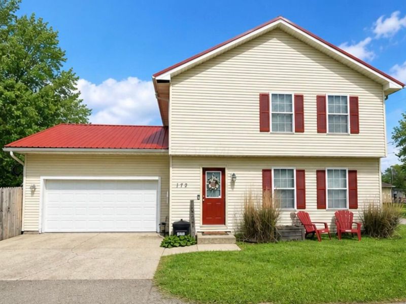 172 Lake Street, Buckeye Lake, OH 43008 Photo 1