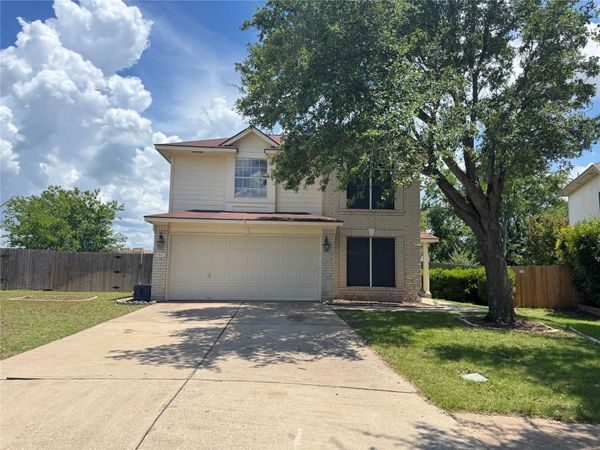 1501 Van Horn DR, Round Rock, TX 78664