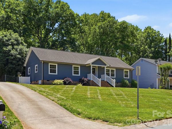 1061 Eaglewood Avenue, Charlotte, NC 28212