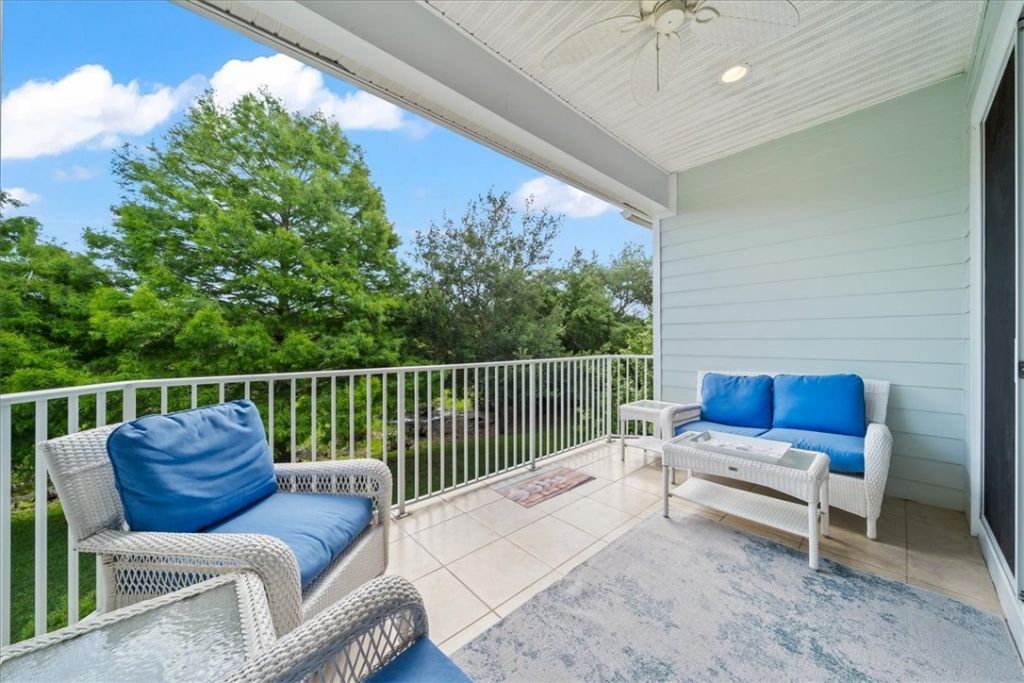 2340 Water Oaks Court, Unit 223, Vero Beach, FL 32962 Photo