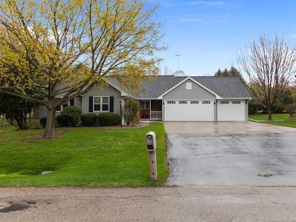 N288 CANDLELITE WAY, Appleton, WI 54915