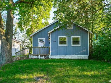 238 COOPER Street, Pekin, IL 61554
