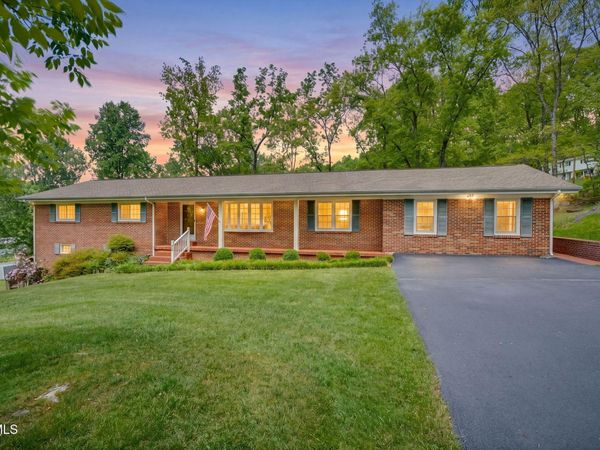 325 Sperry Circle, Bristol, TN 37620