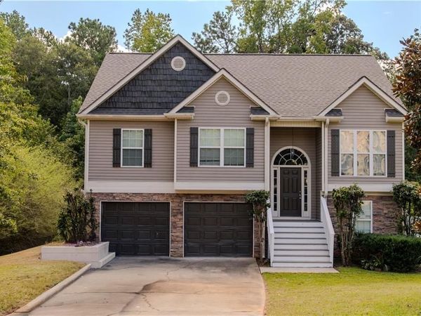 46 Brandish Drive, Newnan, GA 30263