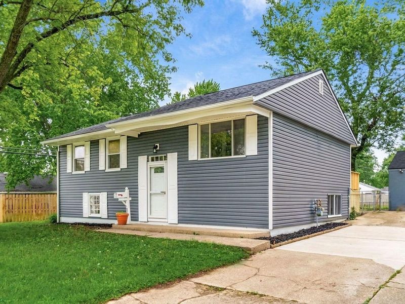 543 Knights Avenue , Columbus, OH 43230 Photo 3