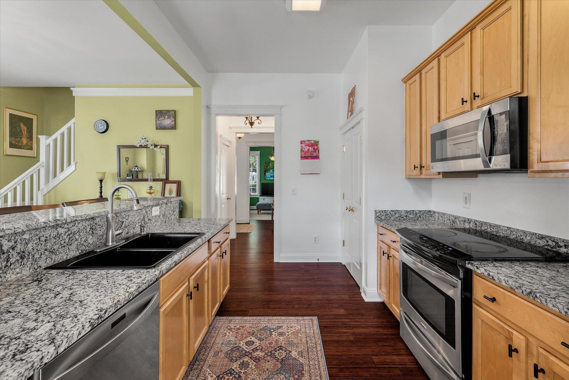 315 White Gables Drive Photo 12
