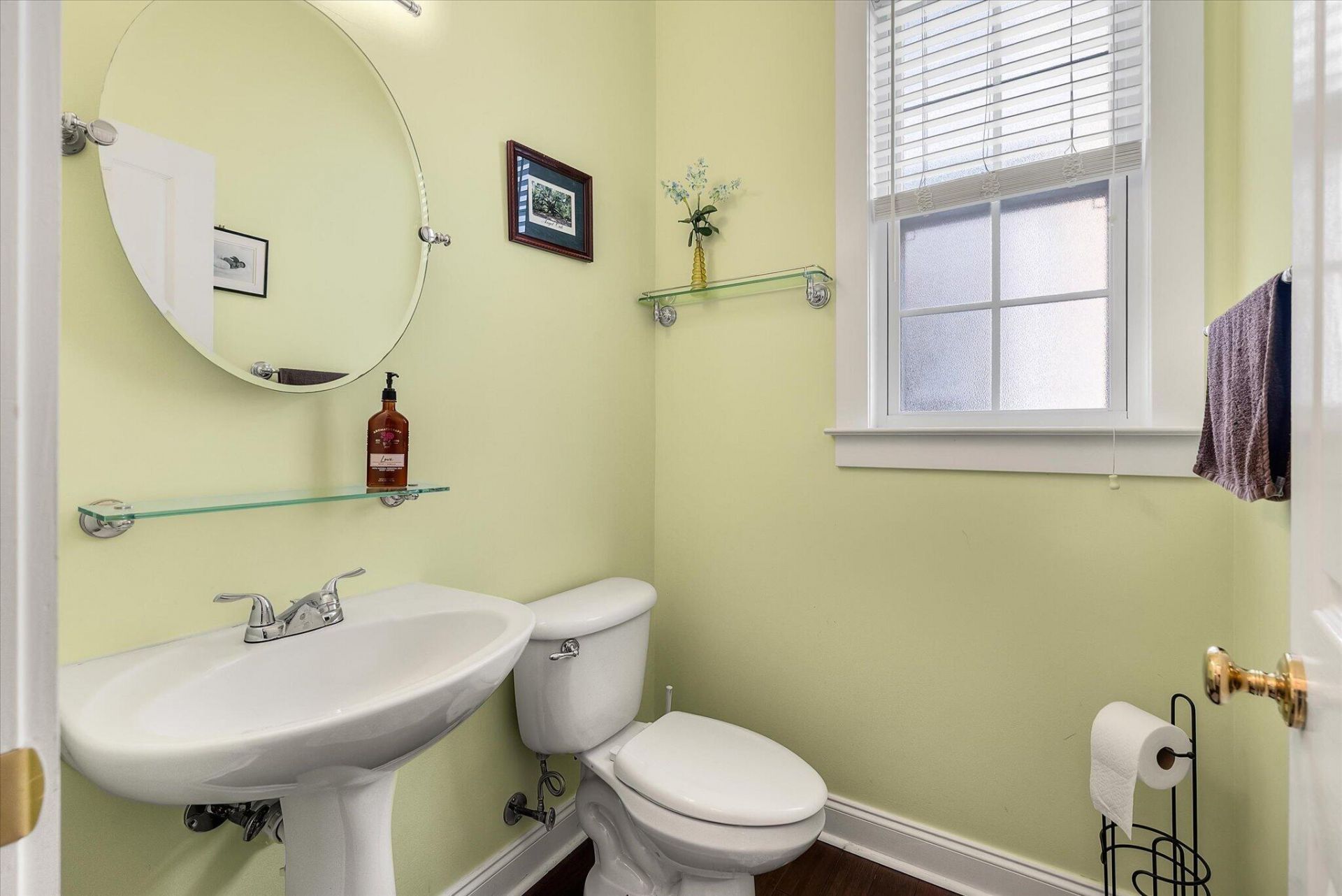 315 White Gables Drive Photo 8