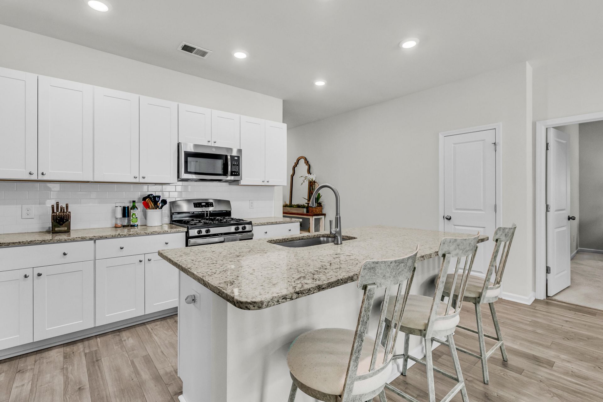 606 Bramblewood Court Photo 23
