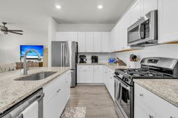 606 Bramblewood Court photo 4
