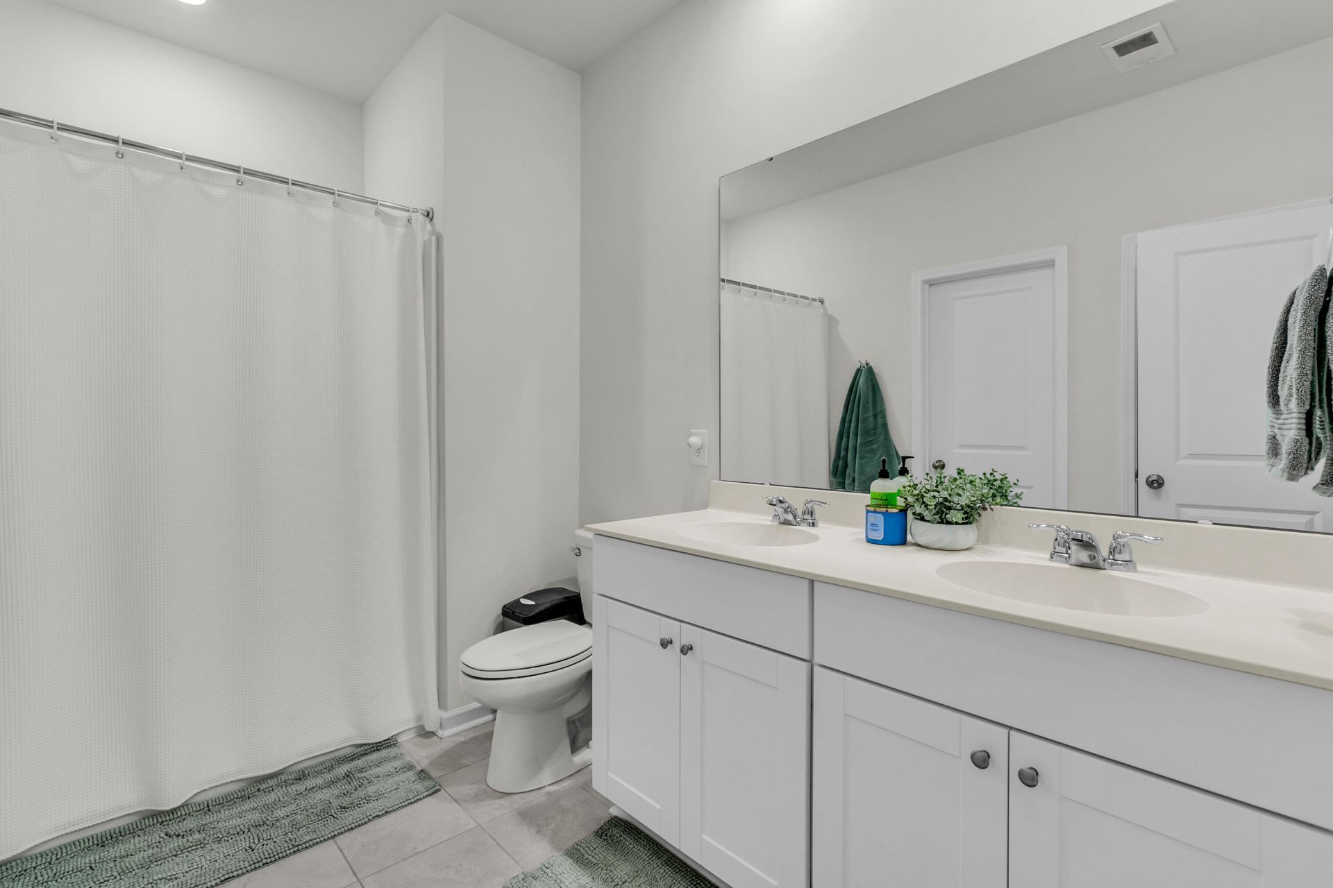 606 Bramblewood Court Photo 37