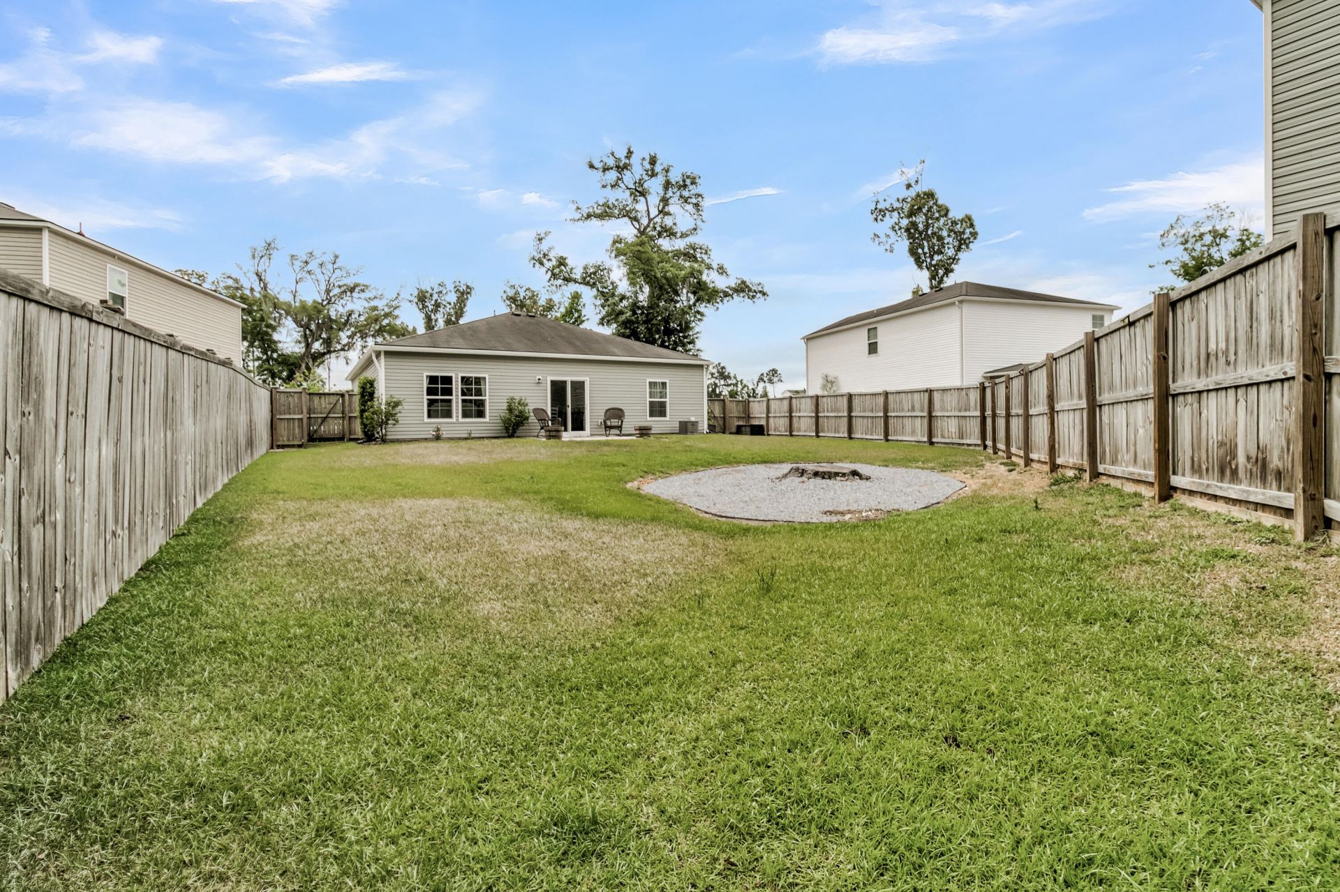 606 Bramblewood Court Photo 8