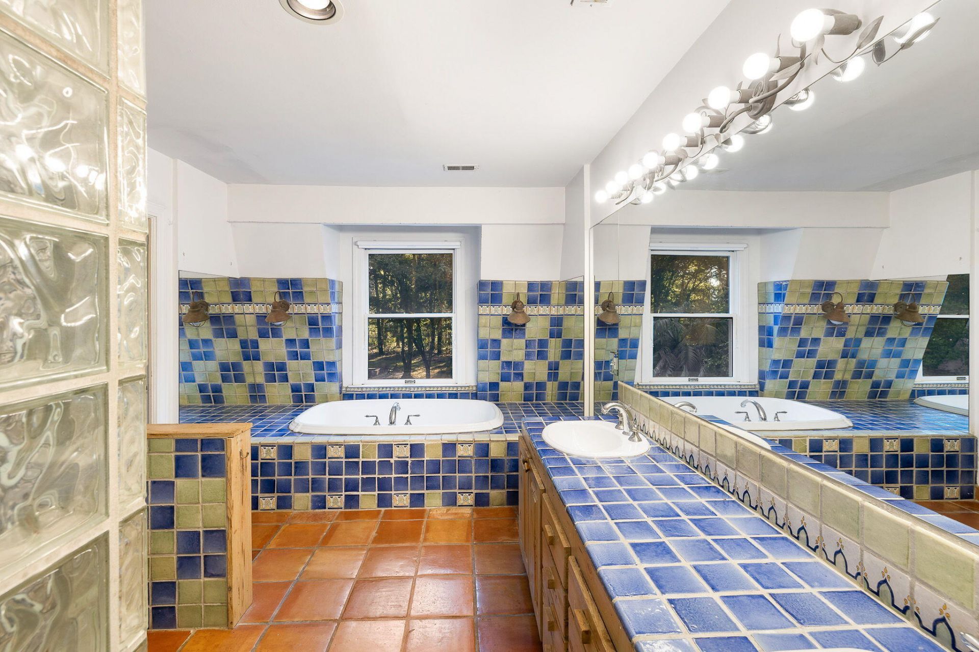 2258 Shad Drive Photo 35