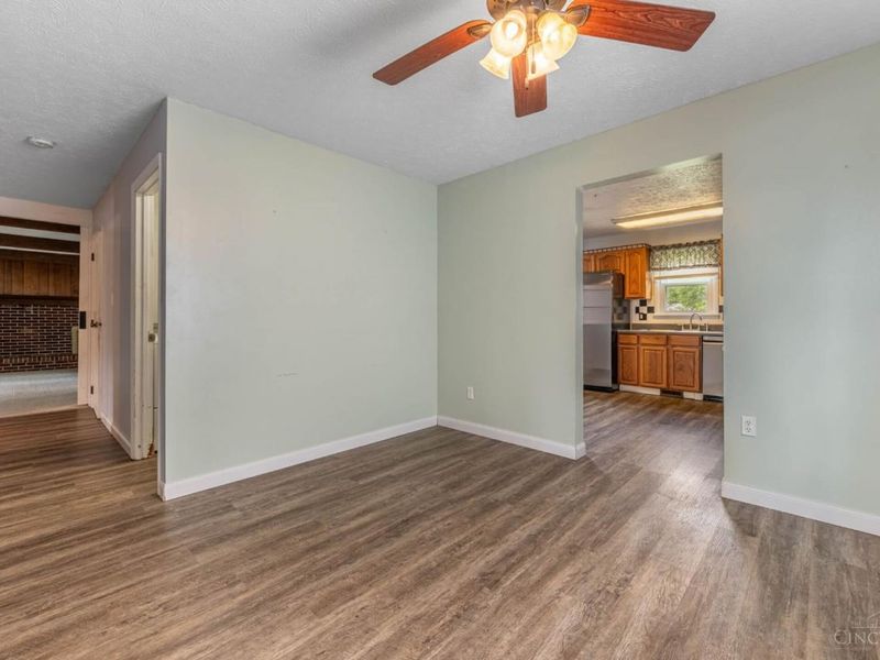 7278 Beth Court, Carlisle, OH 45005 Photo 9
