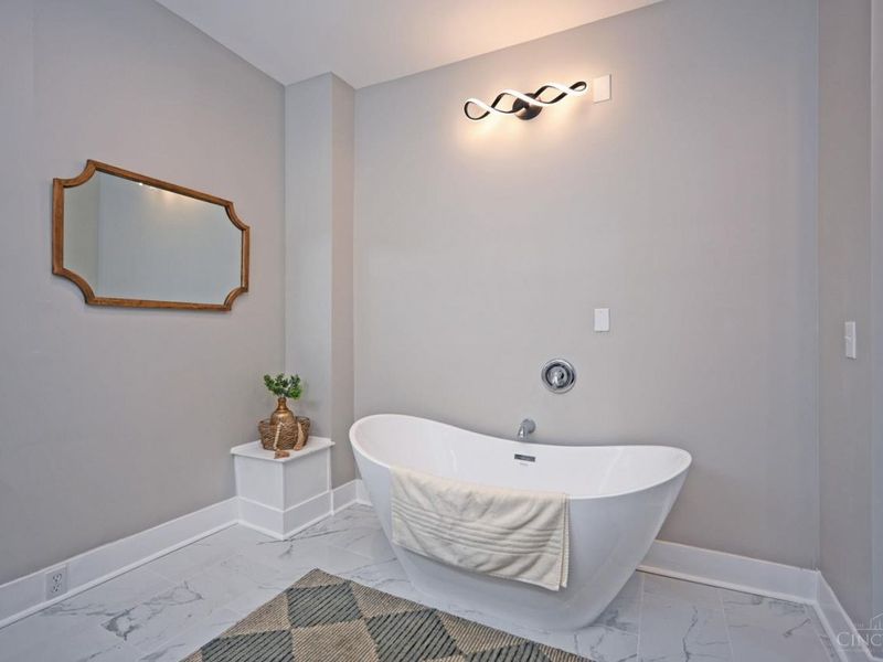 3216 Hackberry Street, Cincinnati, OH 45207 Photo 21