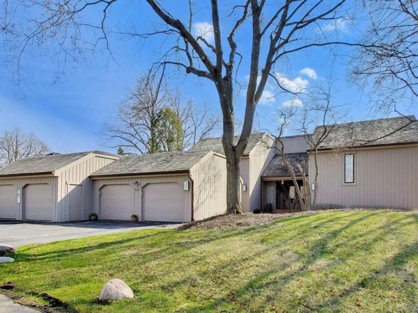 83 Thornhill Lane , Unit c, Lake Barrington, IL 60010