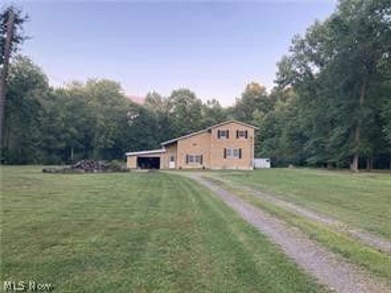 1283 Stillwagon Road SE, Warren, OH 44484 Photo 1