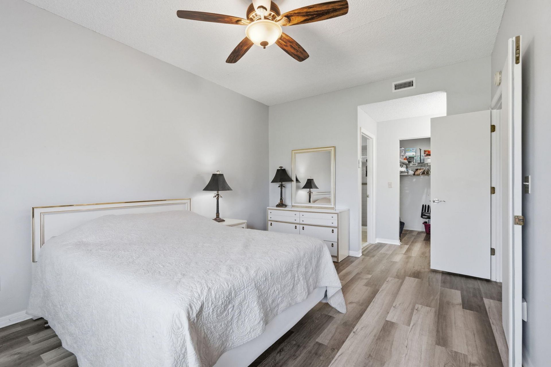 6901 SE Constitution Boulevard, Unit 102, Hobe Sound, FL 33455 Photo