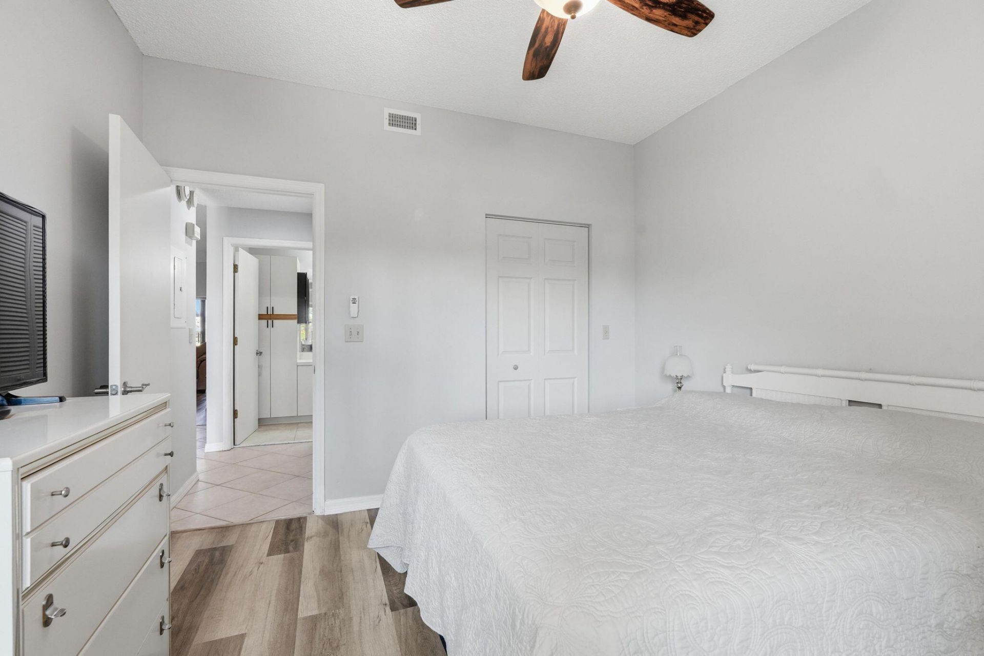 6901 SE Constitution Boulevard, Unit 102, Hobe Sound, FL 33455 Photo