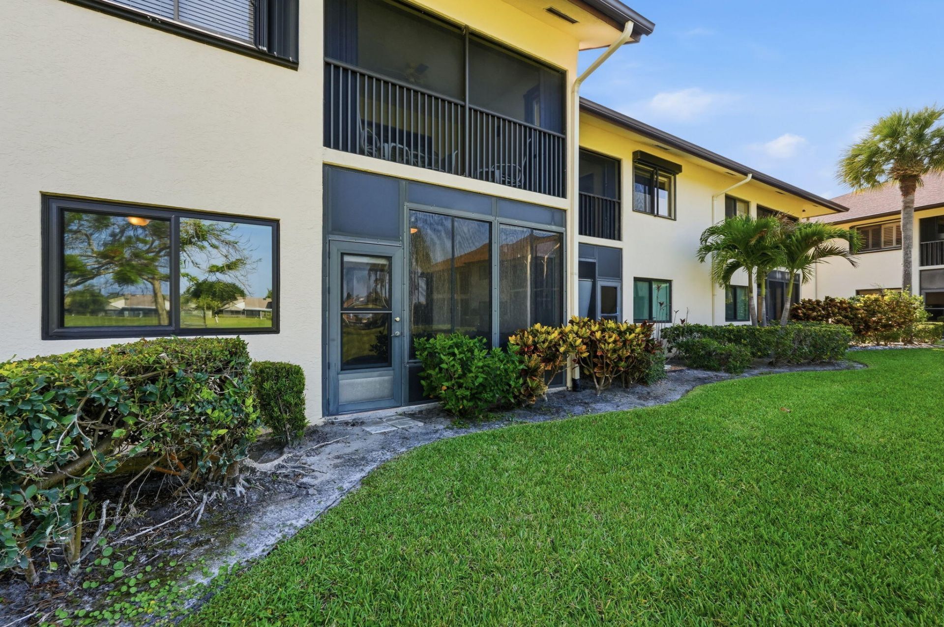6901 SE Constitution Boulevard, Unit 102, Hobe Sound, FL 33455 Photo