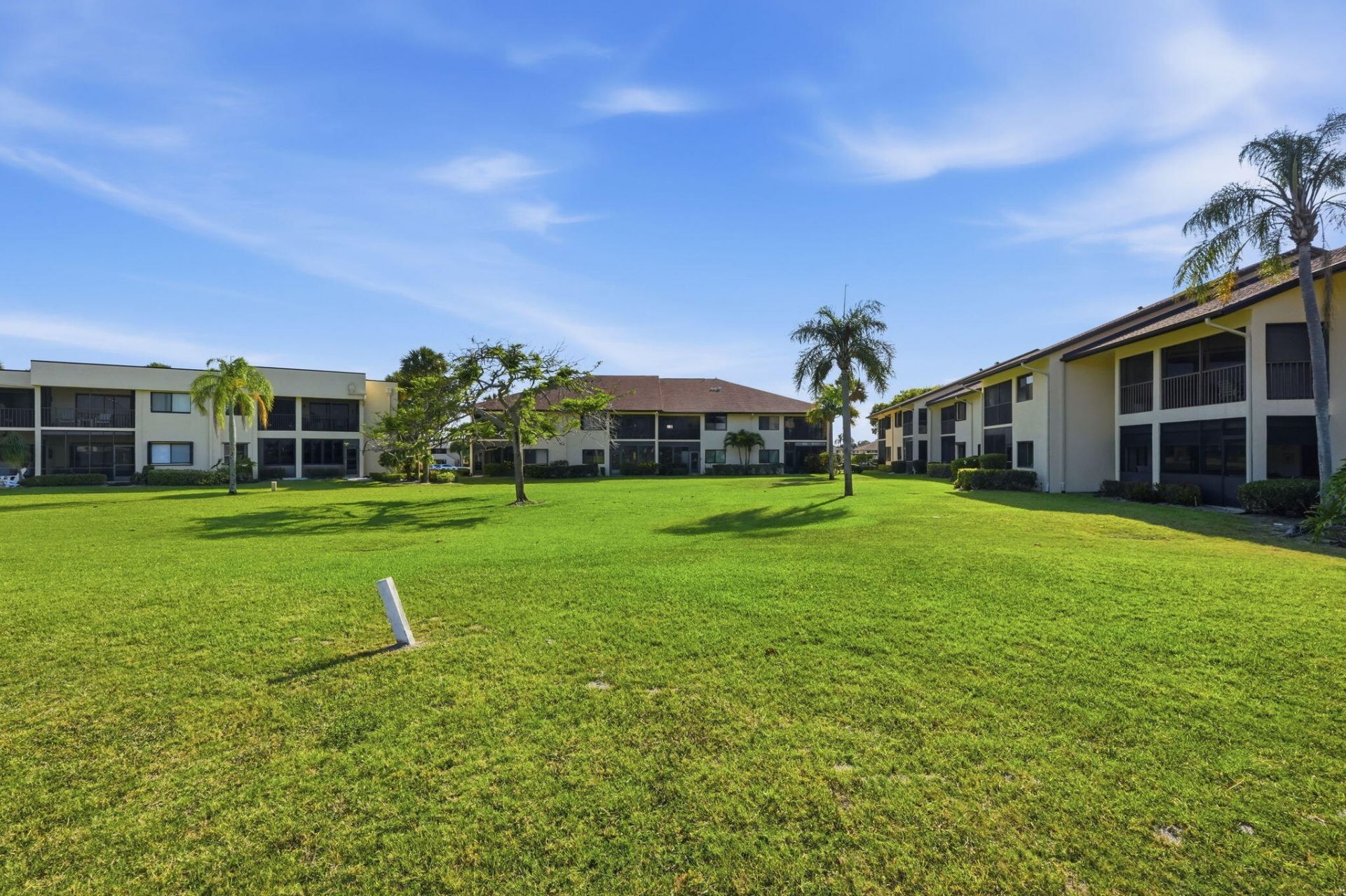 6901 SE Constitution Boulevard, Unit 102, Hobe Sound, FL 33455 Photo