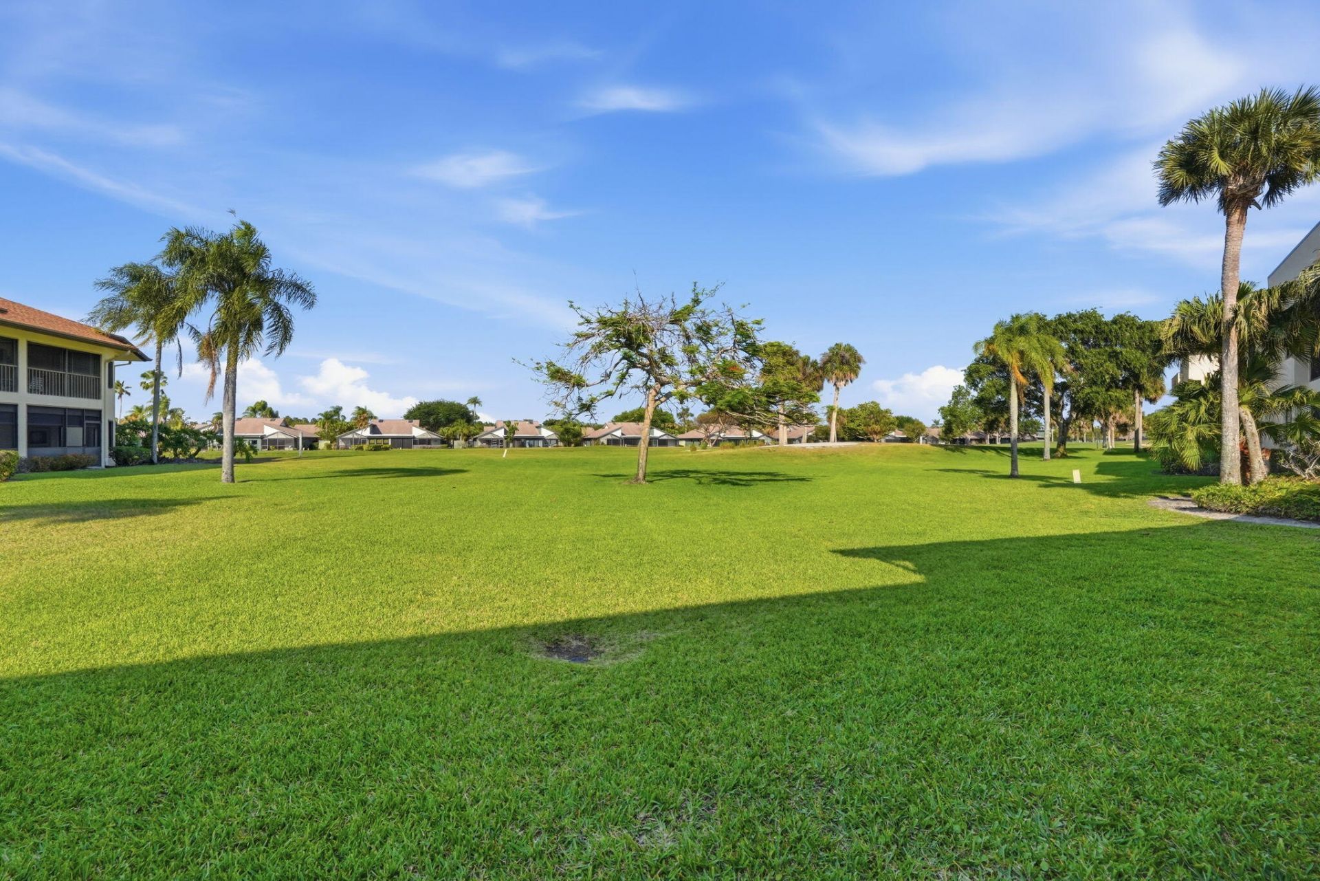 6901 SE Constitution Boulevard, Unit 102, Hobe Sound, FL 33455 Photo