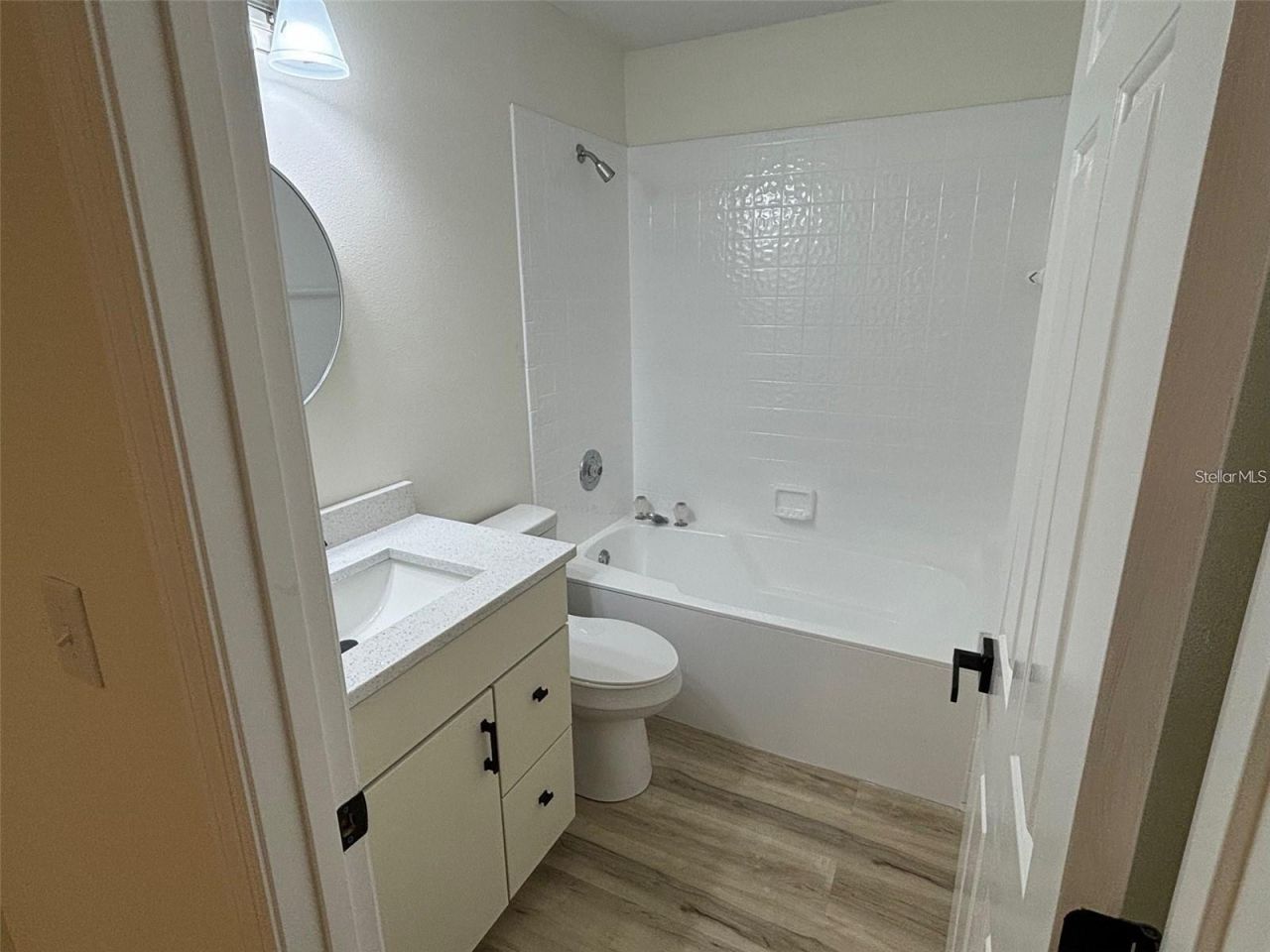 339 Pembroke Lane S, Unit 228, Venice, FL 34293 Photo
