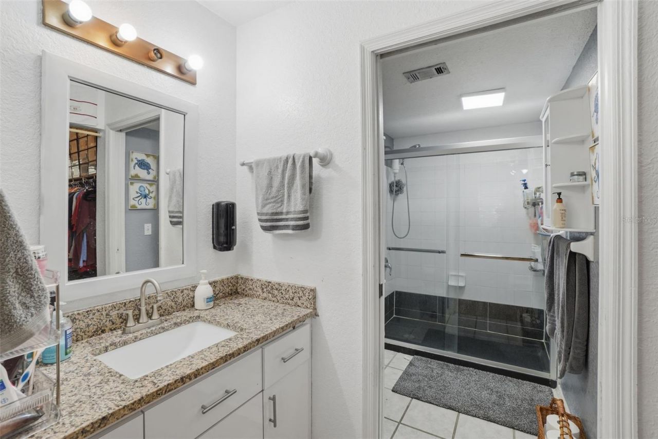 14036 Fairway Island Drive, Unit 1515, Orlando, FL 32837 Photo