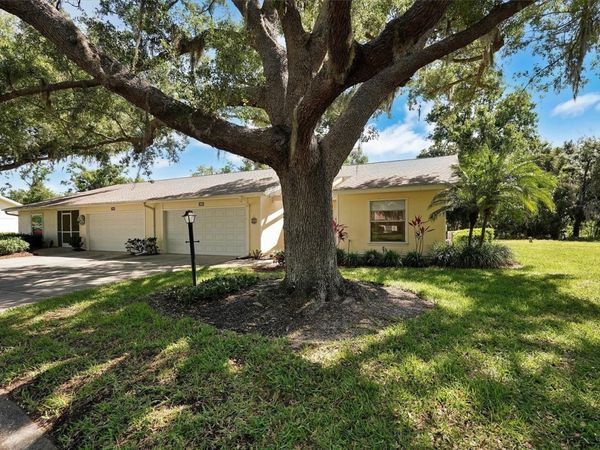 3925 OAKHURST BOULEVARD, SARASOTA, FL 34233