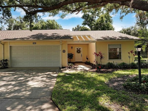 3925 OAKHURST BOULEVARD, SARASOTA, FL 34233