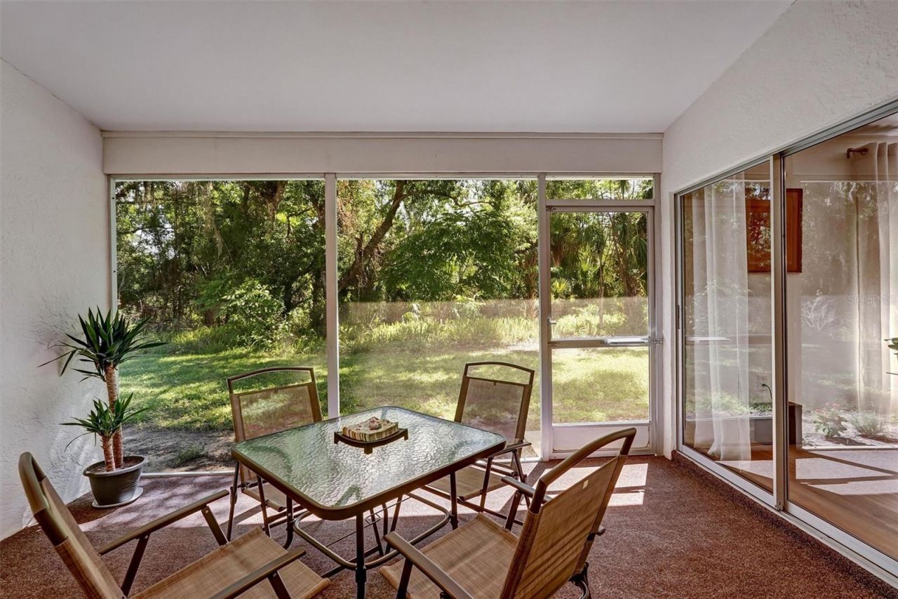 3925 Oakhurst Boulevard, Sarasota, FL 34233 Photo