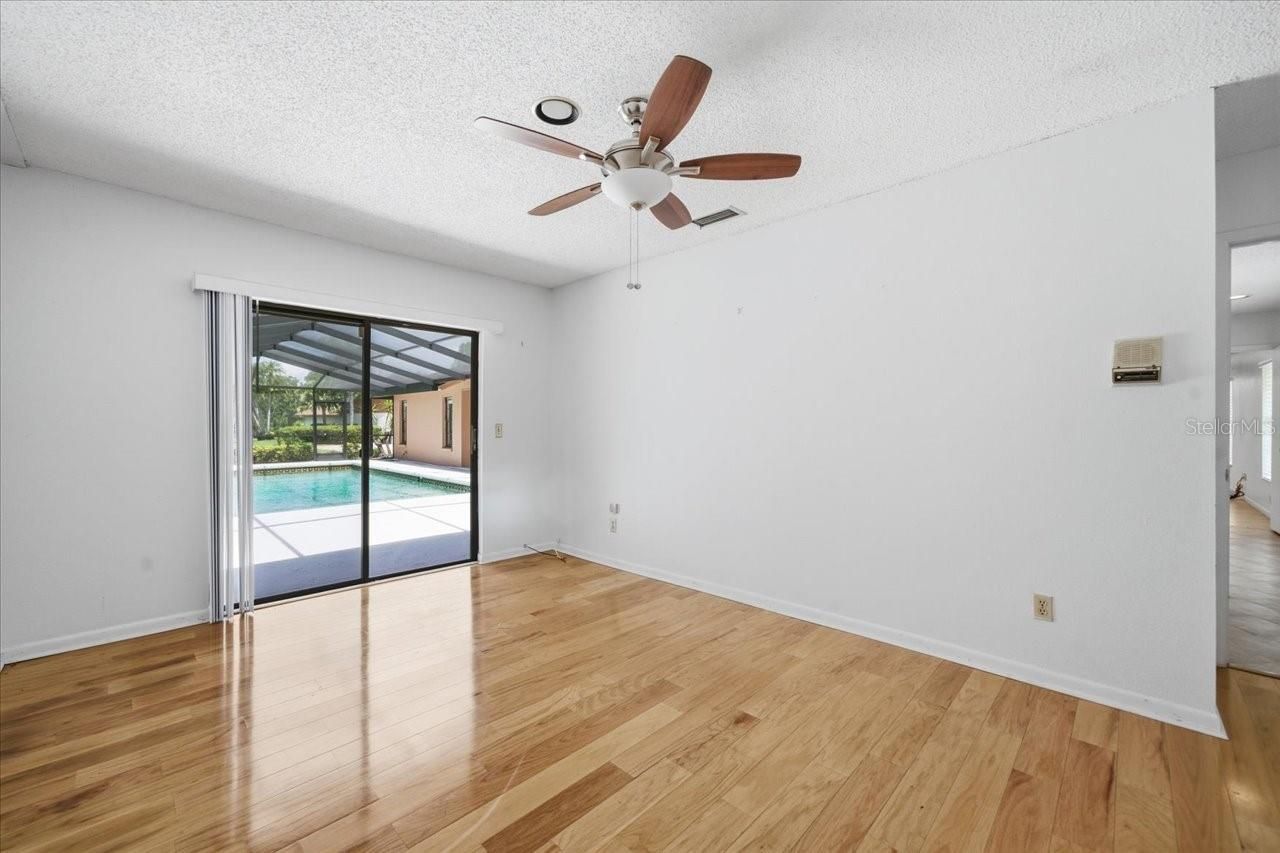 4326 Middle Lake Drive, Tampa, FL 33624 Photo