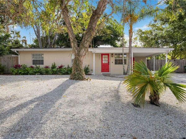 2205 FLOYD STREET , SARASOTA, FL 34239