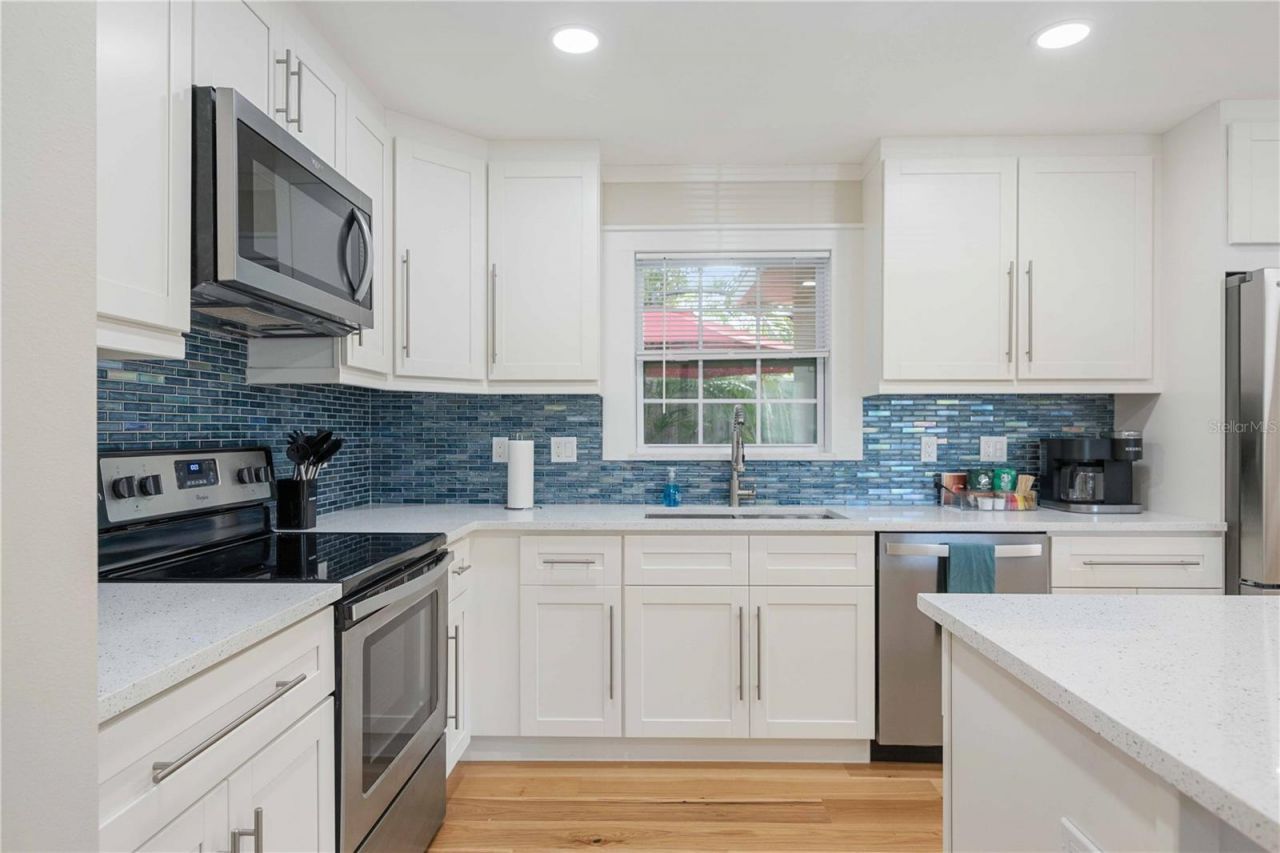 2205 Floyd Street , Sarasota, FL 34239 Photo