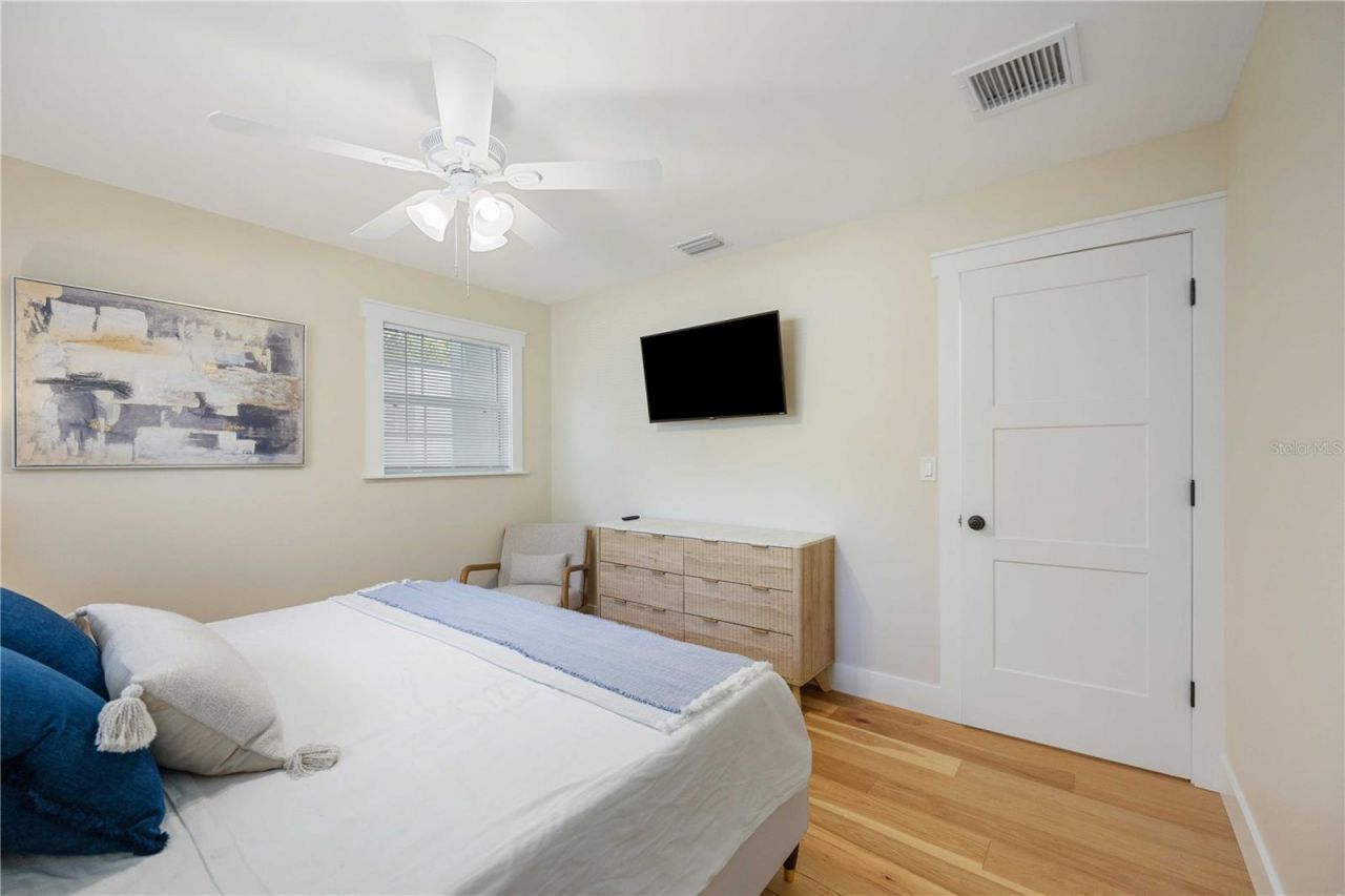 2205 Floyd Street , Sarasota, FL 34239 Photo