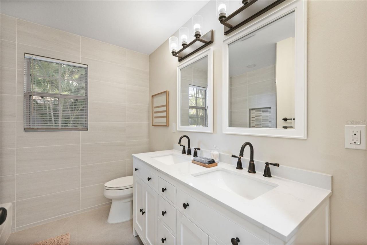 2205 Floyd Street , Sarasota, FL 34239 Photo